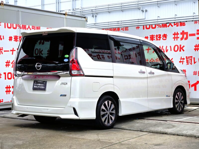 SERENA セレナ ハイウェイスター Vセレクション S-HYBRID【特別仕様車】