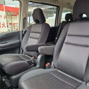 SERENA　セレナ　ハイウェイスター Vセレクション S-HYBRID【特別仕様車】