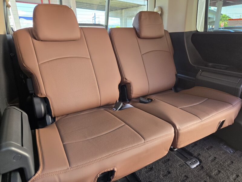 DELICA デリカD5 C2 G ナビパッケージ 【総合評価優良車】【カスタム】