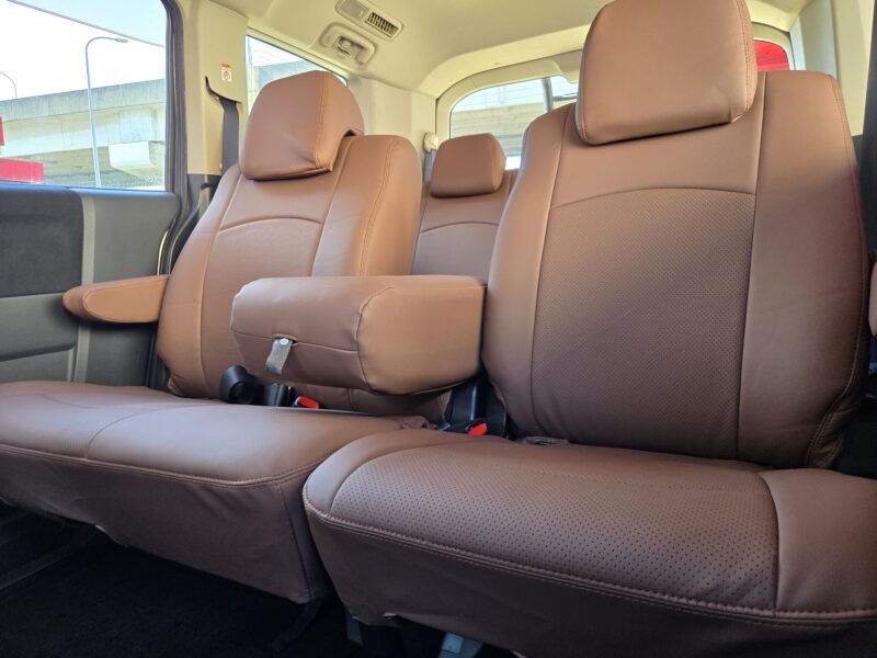 DELICA デリカD5 C2 G ナビパッケージ 【総合評価優良車】【カスタム】