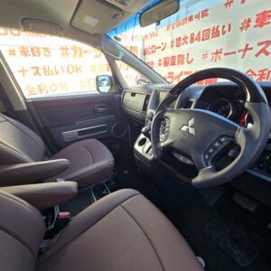DELICA デリカD5 C2 G ナビパッケージ 【総合評価優良車】【カスタム】
