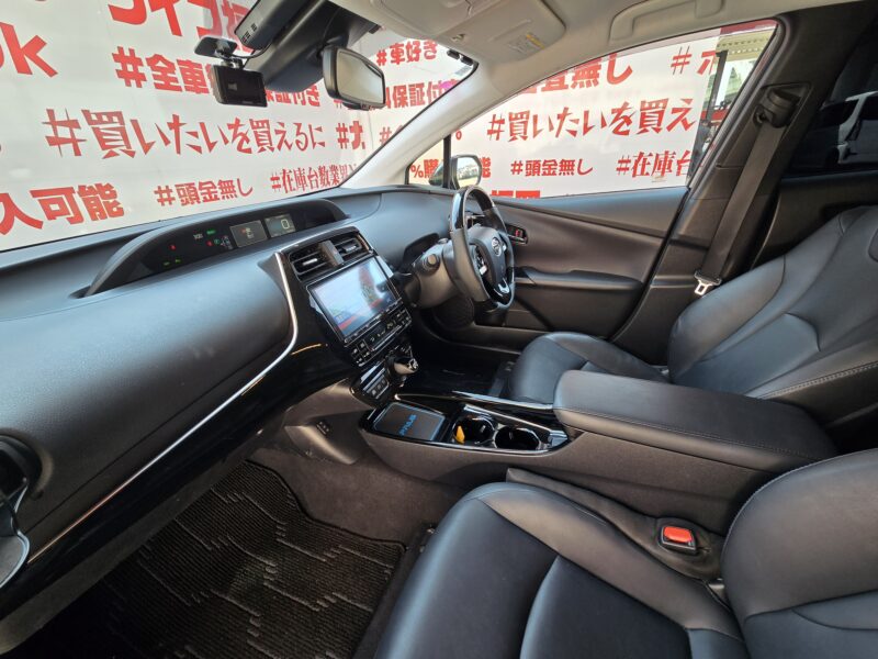 PRIUS プリウス Aツーリングセレクション【カスタム】