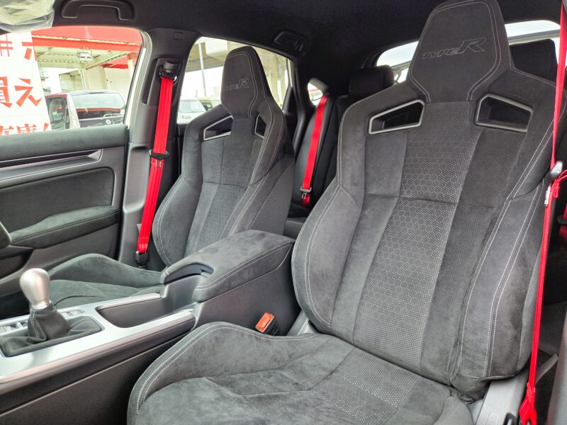 CIVIC シビック TYPE R レーシングブラックパッケージ