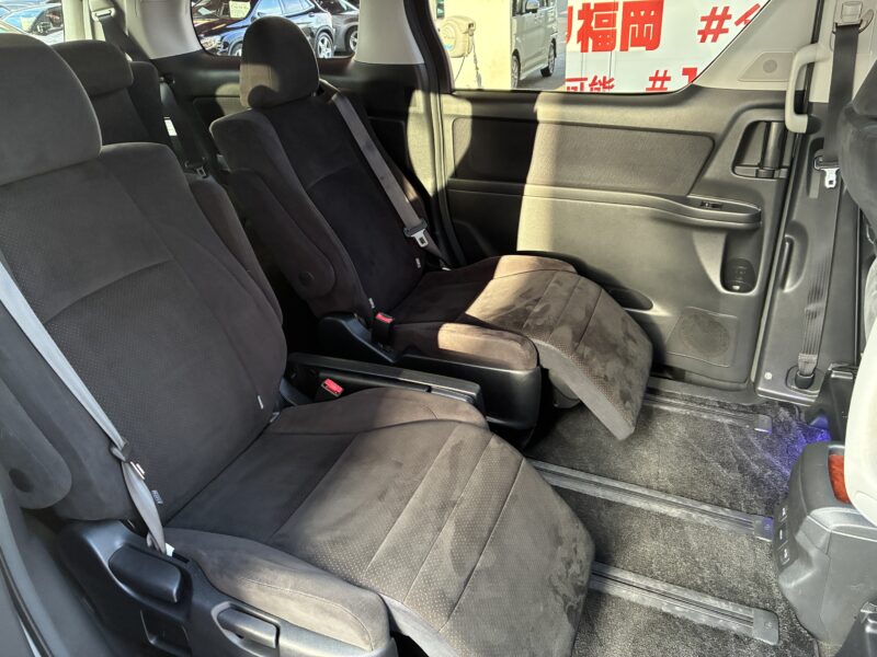 VELLFIRE ヴェルファイア 2.4Zプラチナセレクション【特別仕様車】【カスタム】【車検2年付】