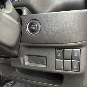 SPACIA CUSTOM　スペーシアカスタムZ　全方位モニター付メモリーナビ装着車
