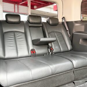 ELGRAND　エルグランド　ライダー ブラックライン 黒本革シート仕様マニュアルシート【特別仕様車】【カスタム】【車検２年付】