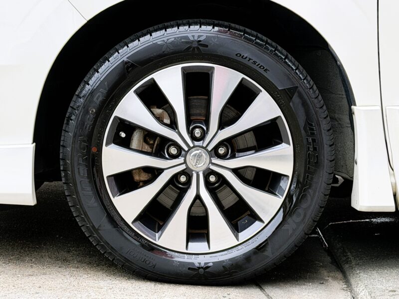 SERENA セレナ ハイウェイスター Vセレクション【総合評価優良車】【特別仕様車】【車検2年付】
