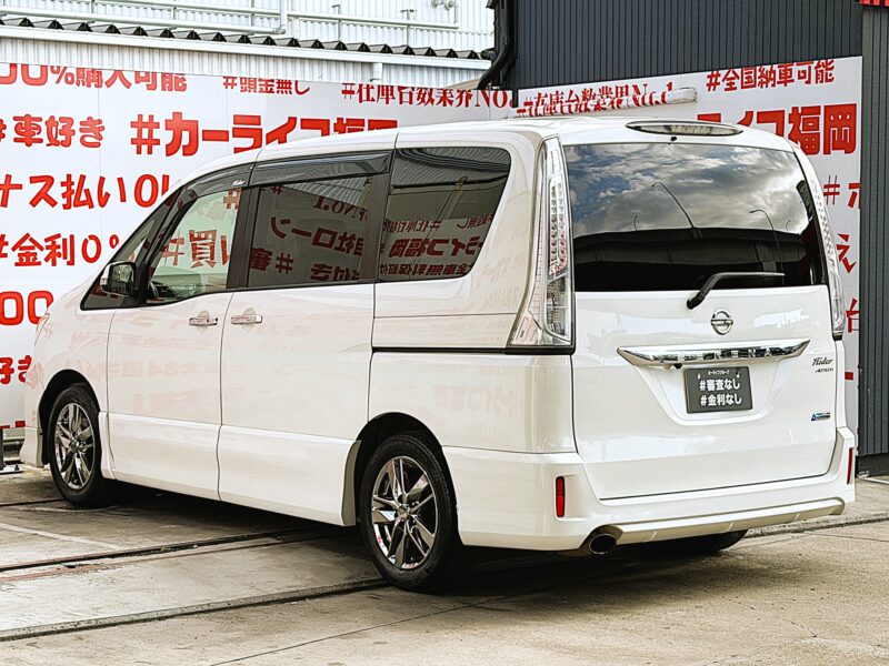 SERENA セレナ ライダー ブラックライン S-HYBRID 【特別仕様車】