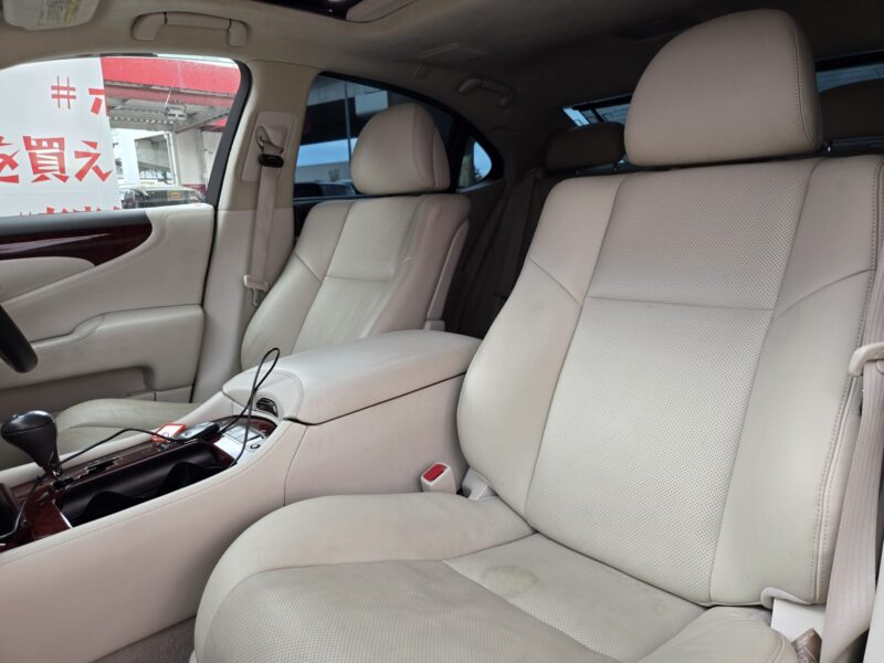 LEXUS レクサス LS460 バージョンSZ Iパッケージ "中期型"【カスタム】【車検2年付】
