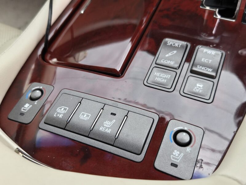 LEXUS レクサス LS460 バージョンSZ Iパッケージ "中期型"【カスタム】【車検2年付】