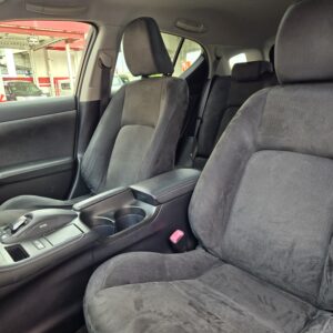 LEXUS レクサス　CT200h バージョンC【ユーザー買取車】