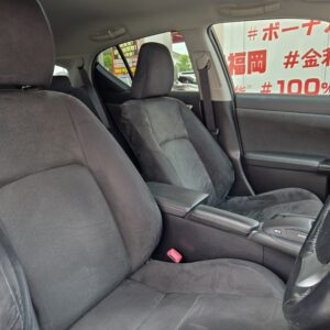LEXUS レクサス　CT200h バージョンC【ユーザー買取車】