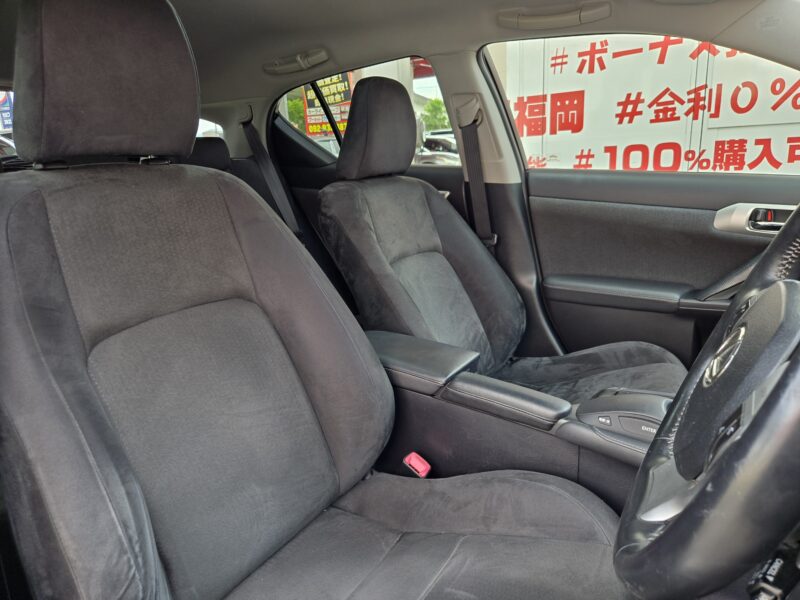LEXUS レクサス CT200h バージョンC【ユーザー買取車】