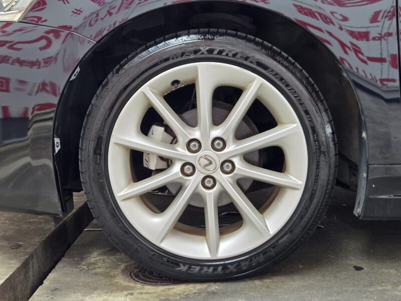 LEXUS レクサス CT200h バージョンC【ユーザー買取車】