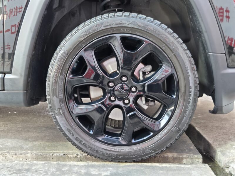 JEEP COMPASS ジープ・コンパス リミテッド【総合評価優良車】【4WD】【ワンオーナー】【車検2年付】