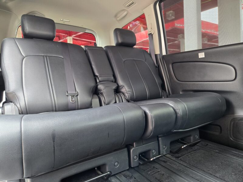 SERENA セレナ ライダー ブラックライン S-HYBRID 【総合評価優良車】【特別仕様車】【車検2年付】