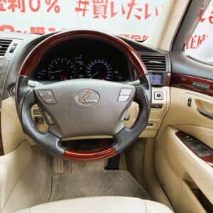 LEXUS　レクサス　ＬＳ４６０　【ユーザー買い取り車】