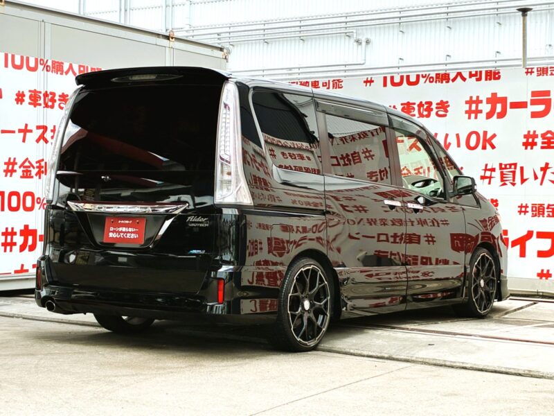 SERENA セレナ ライダーブラックライン【特別仕様車】【車検2年付】