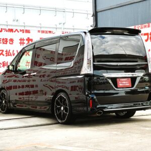 SERENA　セレナ　ライダーブラックライン【特別仕様車】【車検2年付】