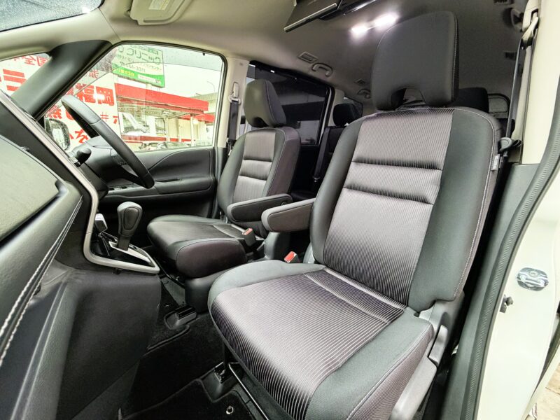 SERENA セレナ ハイウェイスター Vセレクション【総合評価優良車】【特別仕様車】【車検2年付】