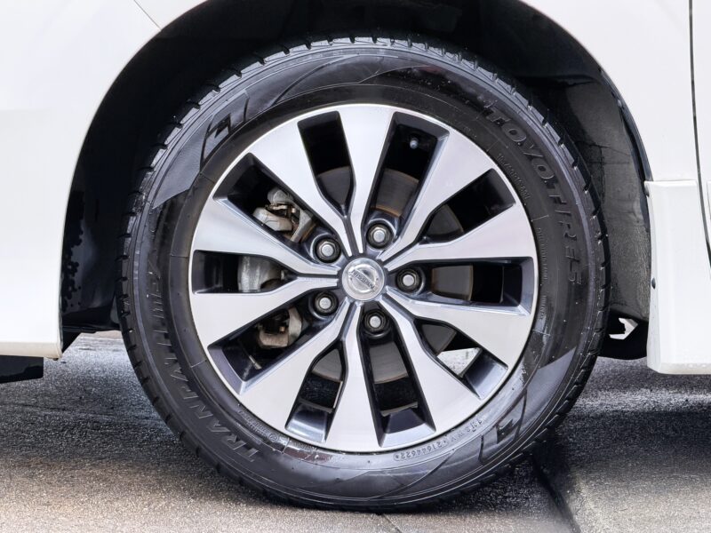 SERENA セレナ ハイウェイスター Vセレクション【総合評価優良車】【特別仕様車】【車検2年付】