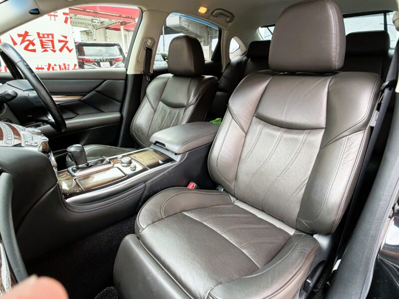 FUGA フーガハイブリッド VIPパッケージ 【カスタム】【車検2年付】