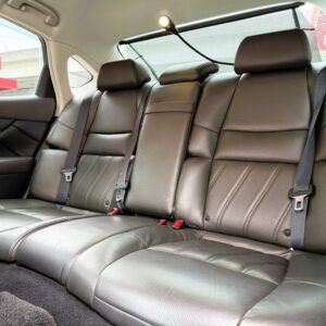 FUGA フーガハイブリッド VIPパッケージ 【カスタム】【車検2年付】