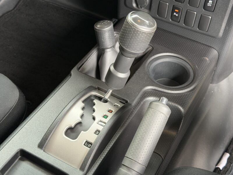 FJクルーザー ベースグレード 【総合評価優良車】【4WD】【車検2年付】