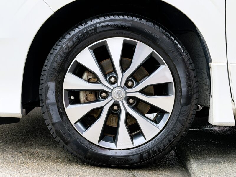 SERENA セレナ ハイウェイスター Vセレクション【総合評価優良車】【特別仕様車】【車検2年付】