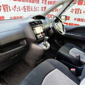 SERENA　セレナ　ライダー　ブラックライン Ｓ－ＨＹＢＲＩＤ アドバンスドセーフティーパッケージ＂後期型＂【特別仕様車】【カスタム】