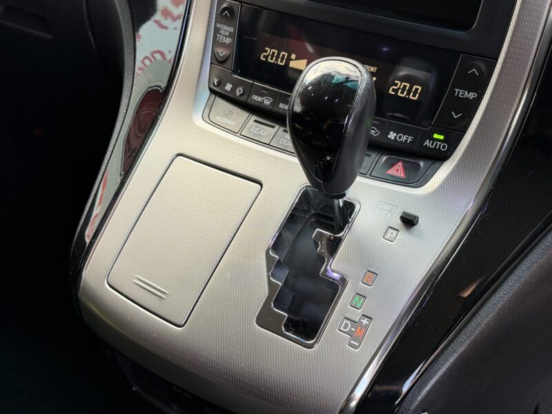 VELLFIRE ヴェルファイア 2.4Z プラチナセレクション【総合評価優良車】【特別仕様車】【カスタム】