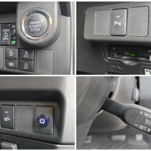 ROOMY ルーミー カスタムG 後期型 【車検2年付】
