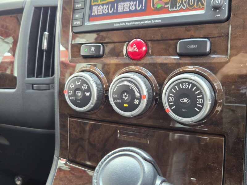 DELICA デリカD5 シャモニー 【特別仕様車】【4WD】【ワンオーナー】【車検2年付】