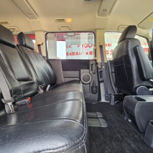 DELICA　デリカD5　Gパワーパッケージ　【カスタム】【4WD】【ワンオーナー】【車検２年付】　
