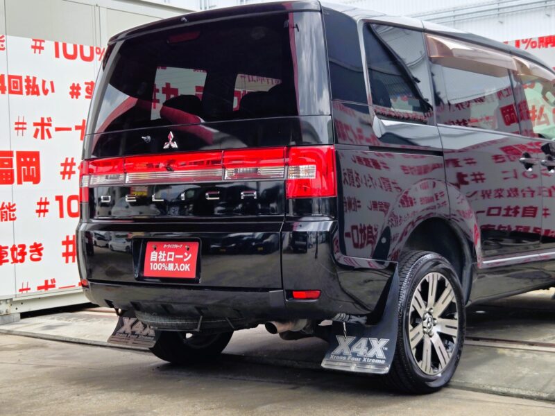 DELICA デリカD5 Gパワーパッケージ 【カスタム】【4WD】【ワンオーナー】【車検2年付】
