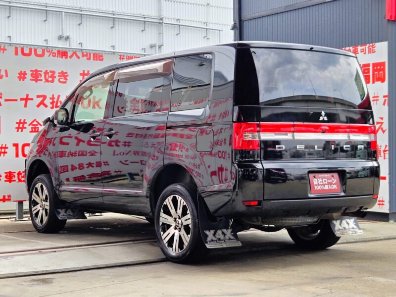 DELICA デリカD5 Gパワーパッケージ 【カスタム】【4WD】【ワンオーナー】【車検2年付】