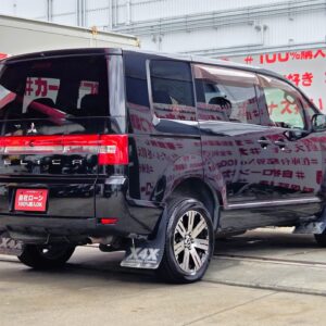 DELICA　デリカD5　Gパワーパッケージ　【カスタム】【4WD】【ワンオーナー】【車検２年付】　