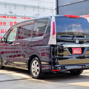 SERENA　セレナ　ハイウェイスター Vセレクション　【特別仕様車】【車検２年付】　