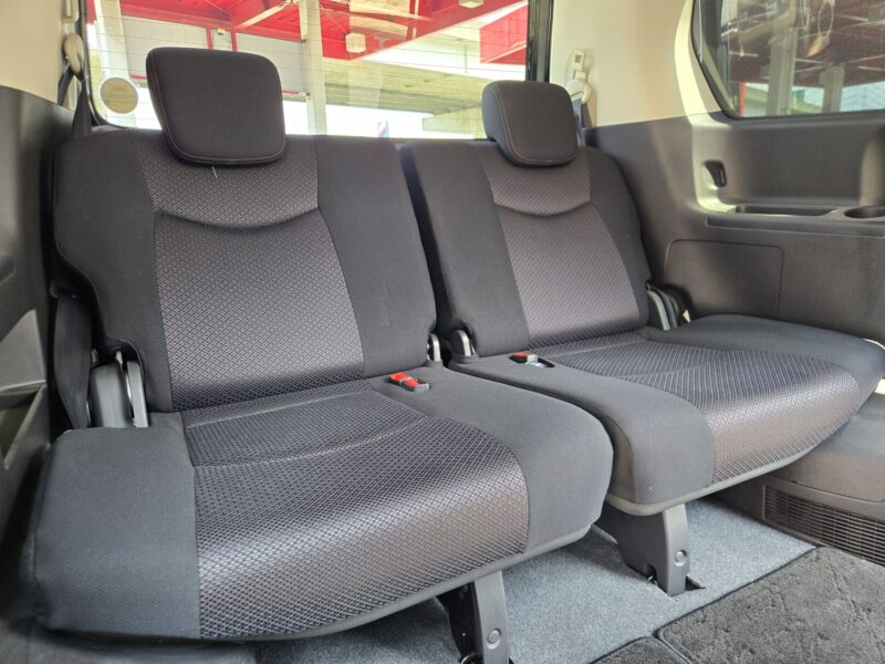 SERENA セレナ ハイウェイスター Vセレクション 【特別仕様車】【車検2年付】