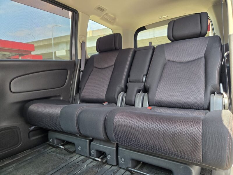 SERENA セレナ ハイウェイスター Vセレクション 【特別仕様車】【車検2年付】