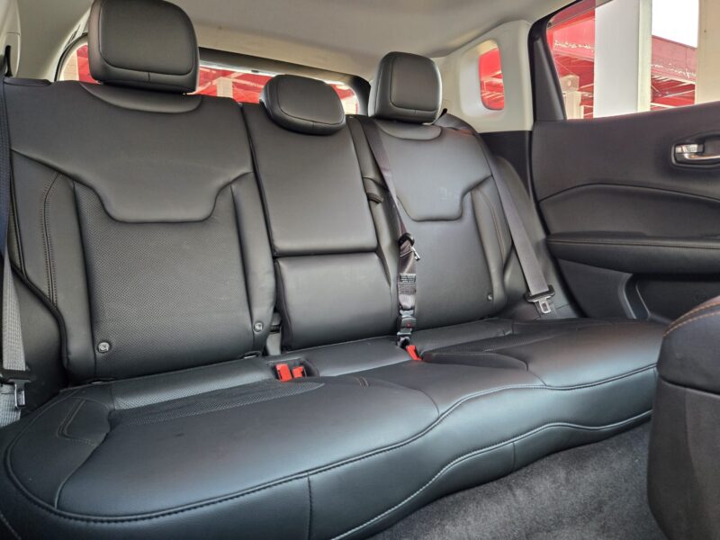 JEEP COMPASS ジープ・コンパス リミテッド【総合評価優良車】【4WD】【車検2年付】