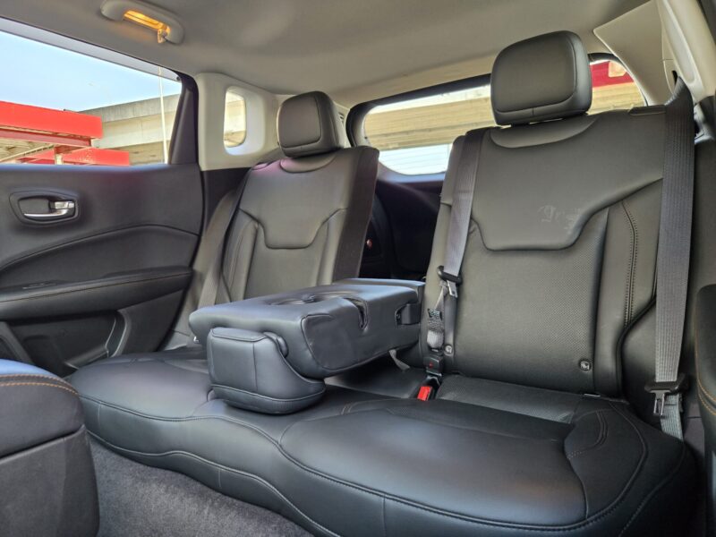 JEEP COMPASS ジープ・コンパス リミテッド【総合評価優良車】【4WD】【車検2年付】