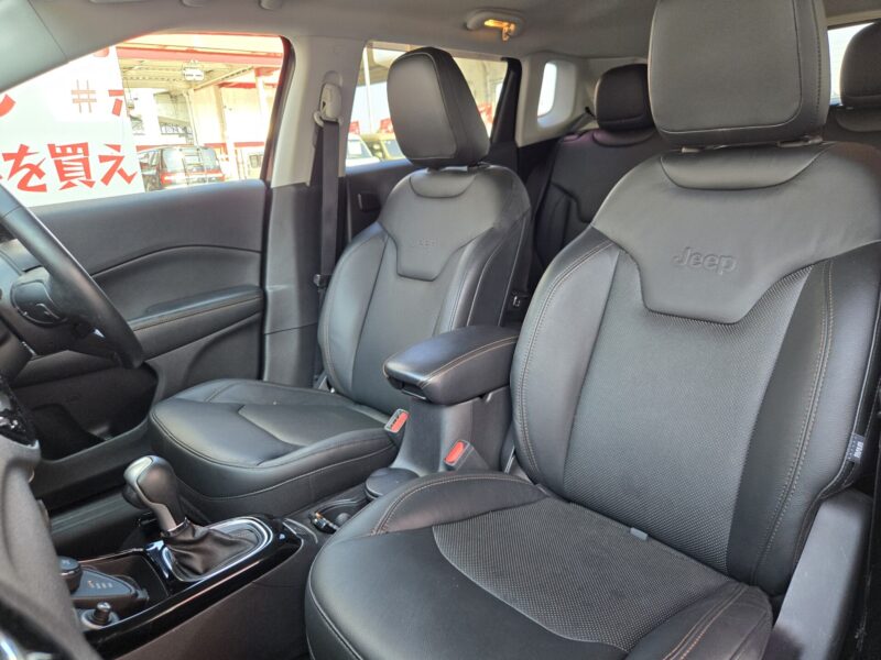 JEEP COMPASS ジープ・コンパス リミテッド【総合評価優良車】【4WD】【車検2年付】