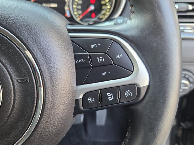 JEEP COMPASS ジープ・コンパス リミテッド【総合評価優良車】【4WD】【車検2年付】