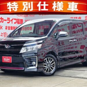 VOXY　ヴォクシー　ＺＳ煌　【特別仕様車】【車検２年付】　