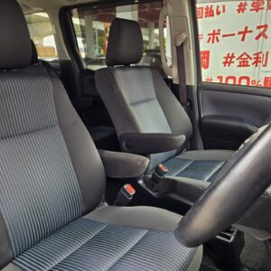 VOXY　ヴォクシー　ＺＳ煌　【特別仕様車】【車検２年付】　