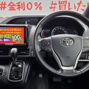 VOXY　ヴォクシー　ＺＳ煌　【特別仕様車】【車検２年付】　