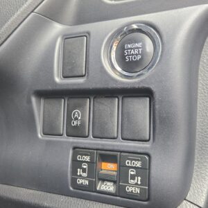 VOXY　ヴォクシー　ＺＳ煌　【特別仕様車】【車検２年付】　
