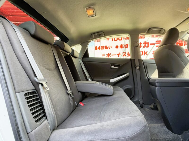 PRIUS プリウス S【総合評価優良車】【車検2年付】