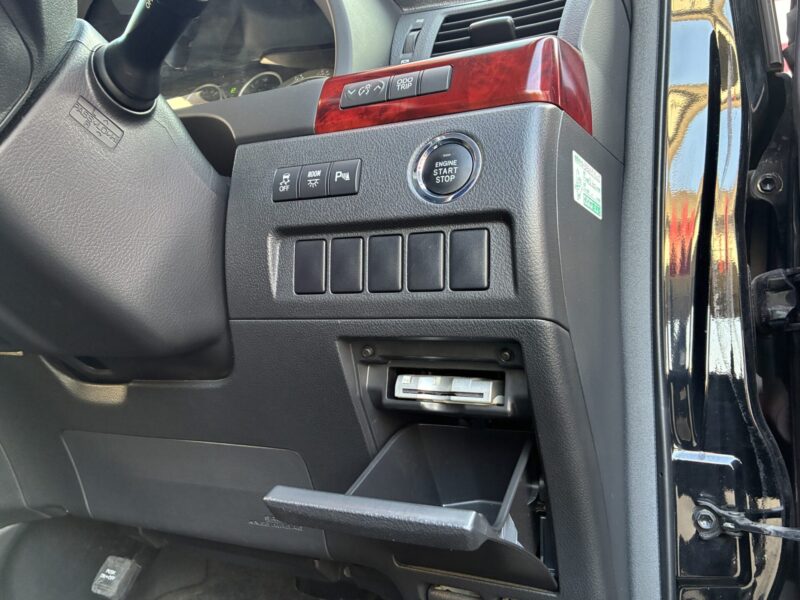 VELLFIRE ヴェルファイア 2.4Z 【カスタム】【車検2年付】